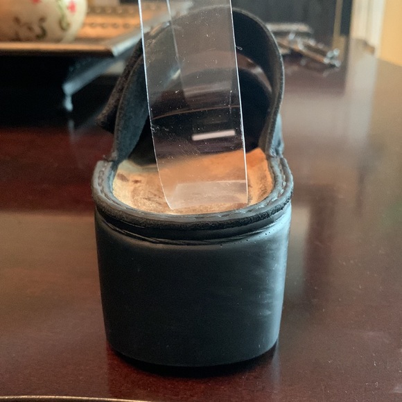 Naot Nubuck Leather Clog Slides Hook & Loop Fasteners. 40 - Picture 7 of 8